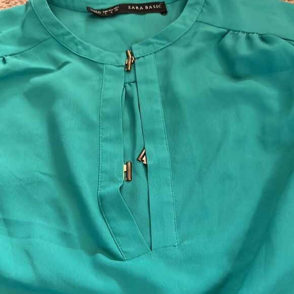 Zara small green blouse - Picture 5 of 7